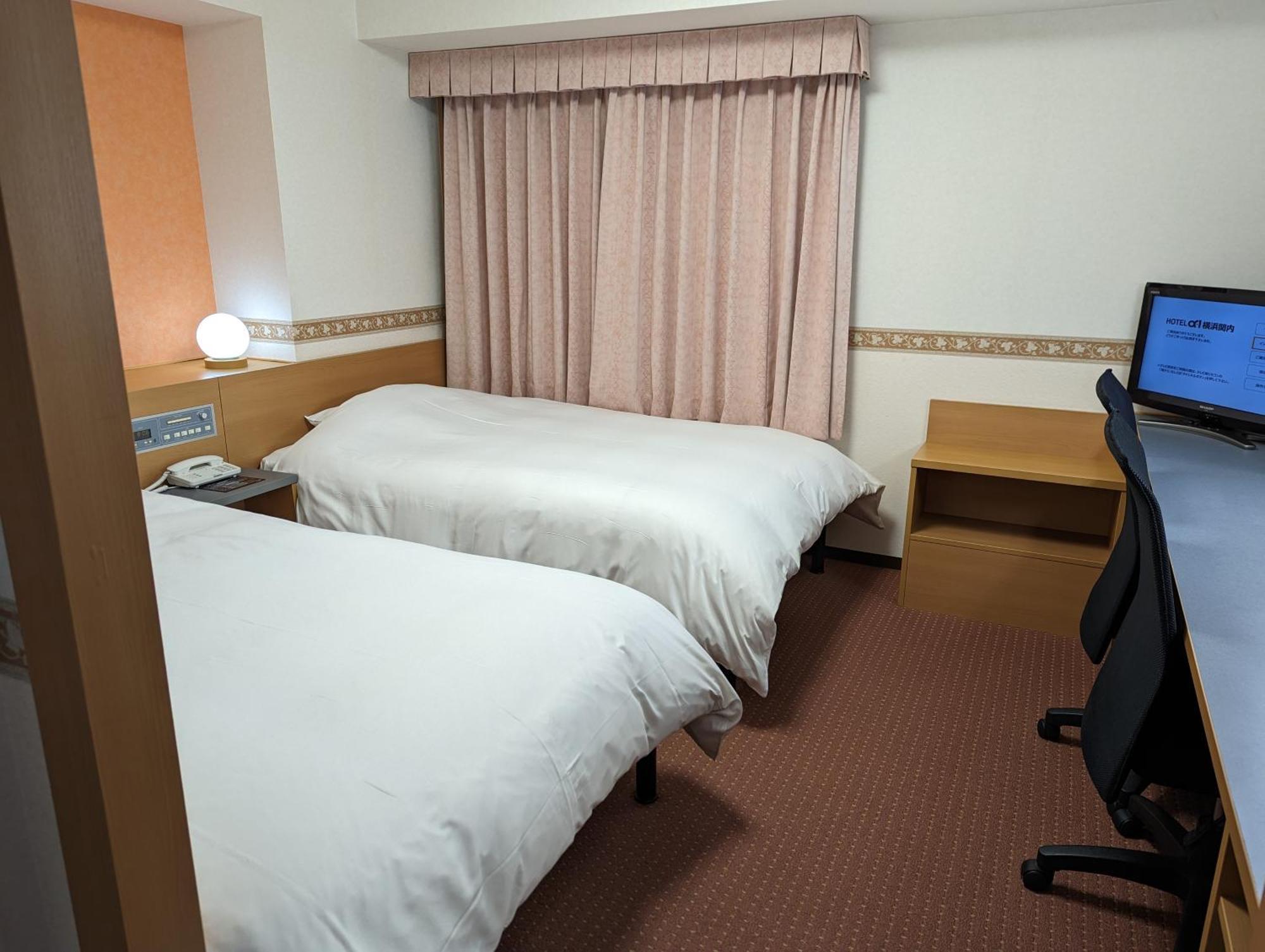 Hotel Alpha-One Yokohama Kannai Exteriör bild